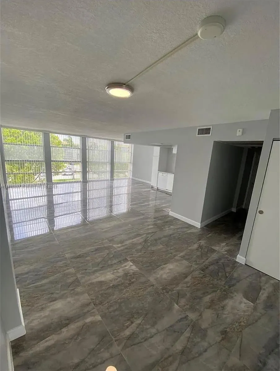 2101 Atlantic Shores Blvd, #402