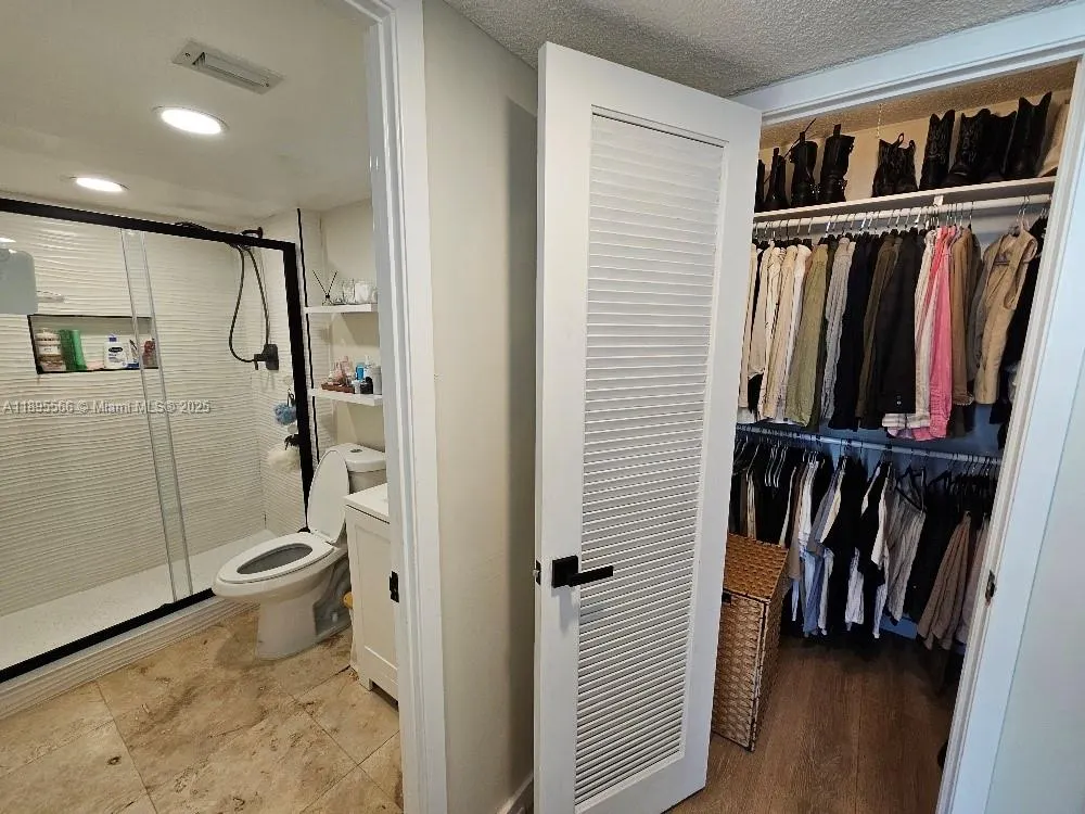 18061 Biscayne Blvd, #1602