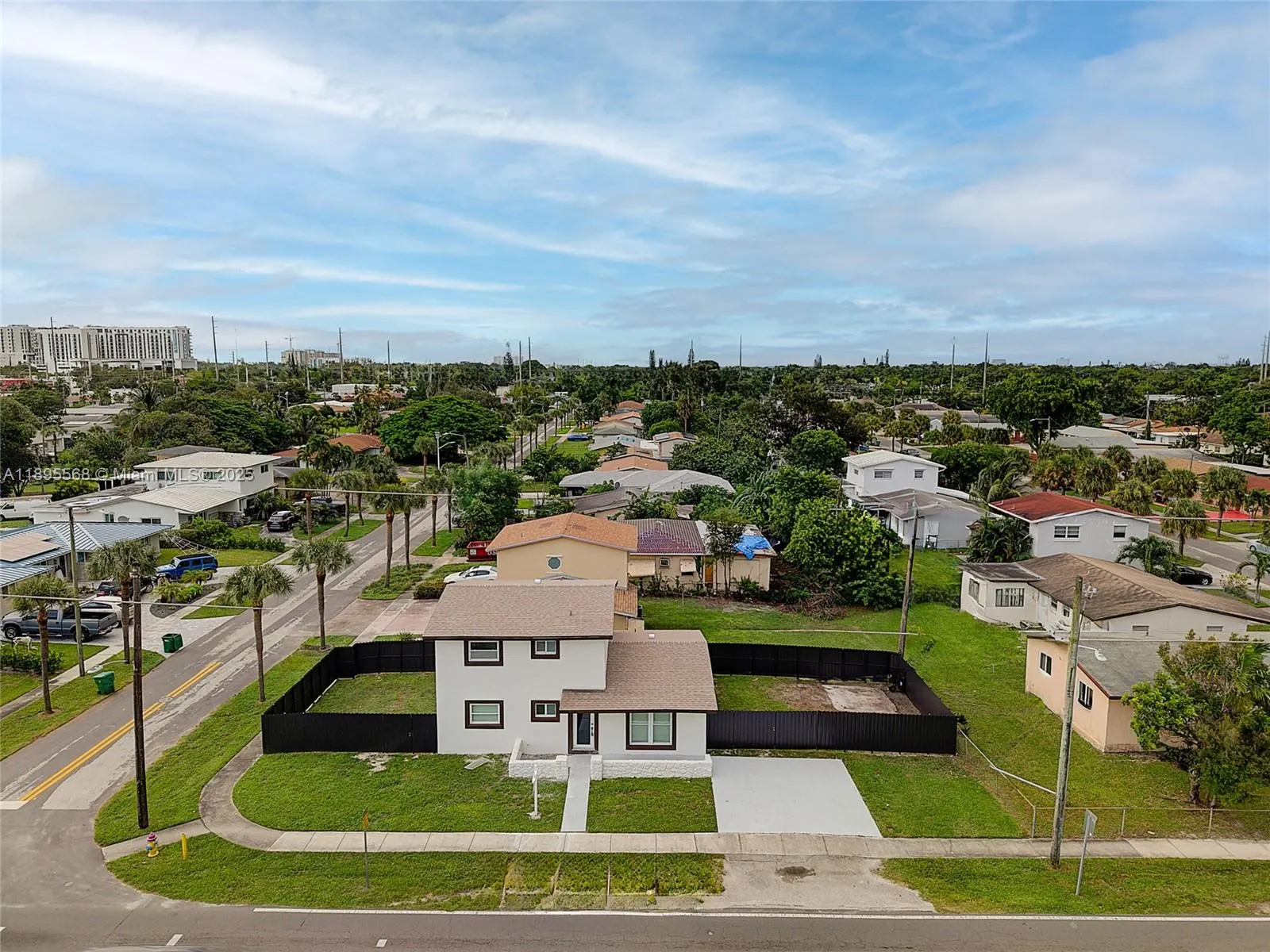 301 SW 12th Ave