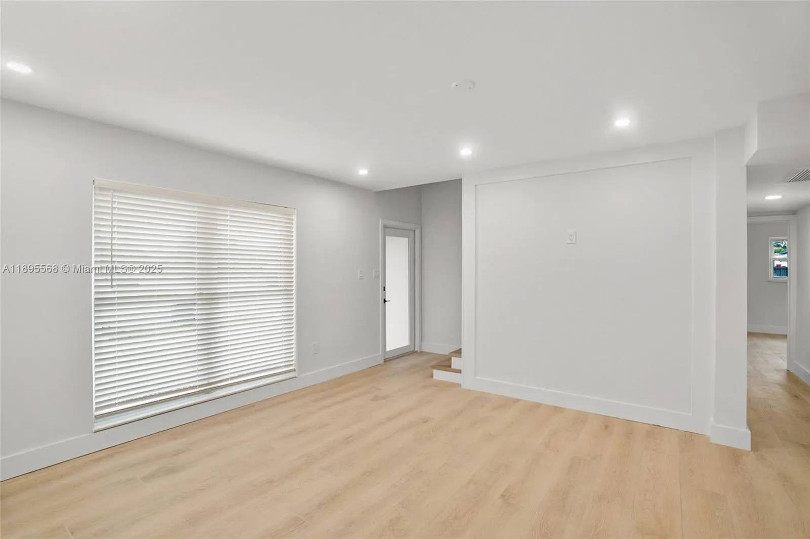 301 SW 12th Ave