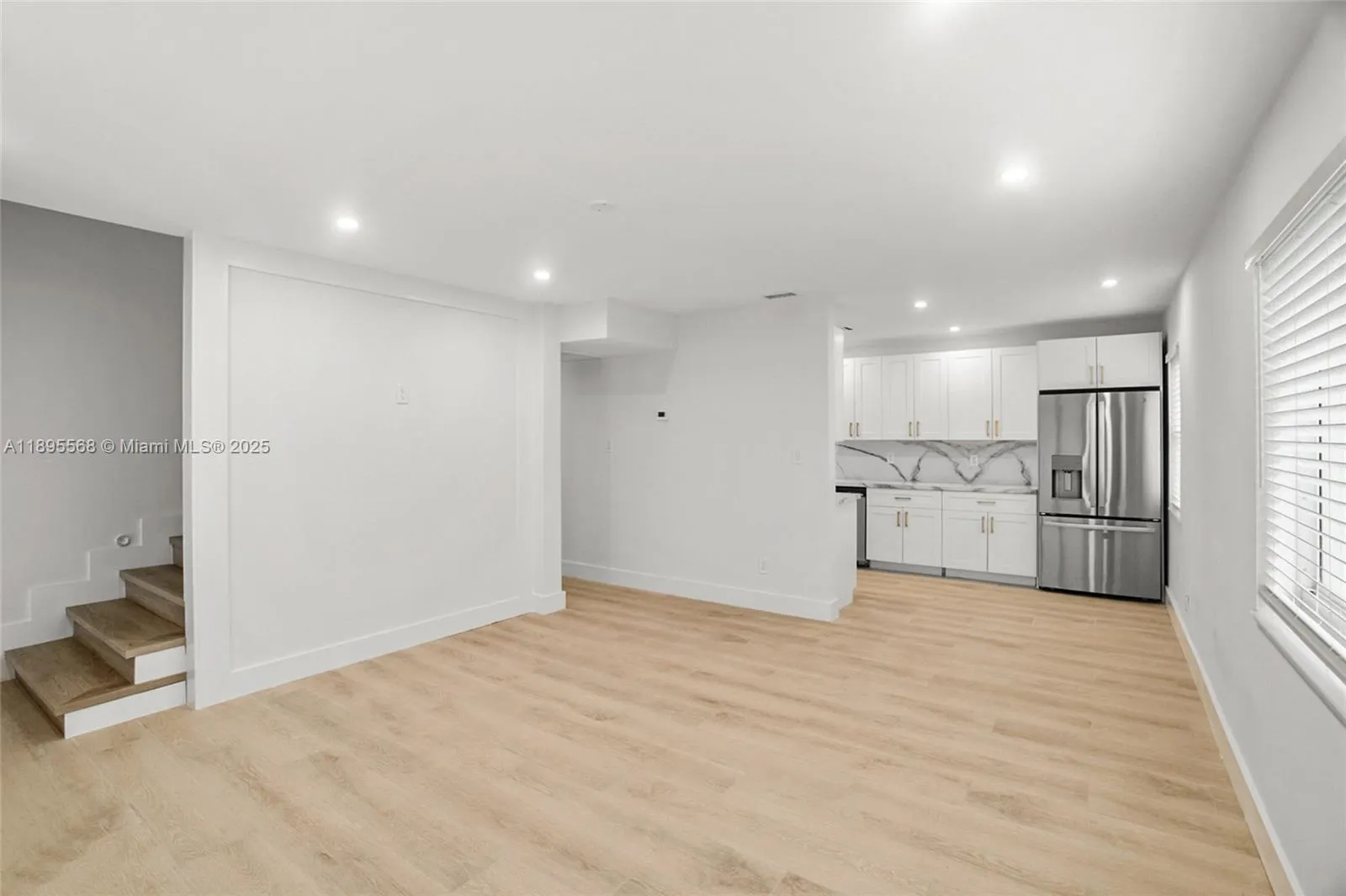 301 SW 12th Ave