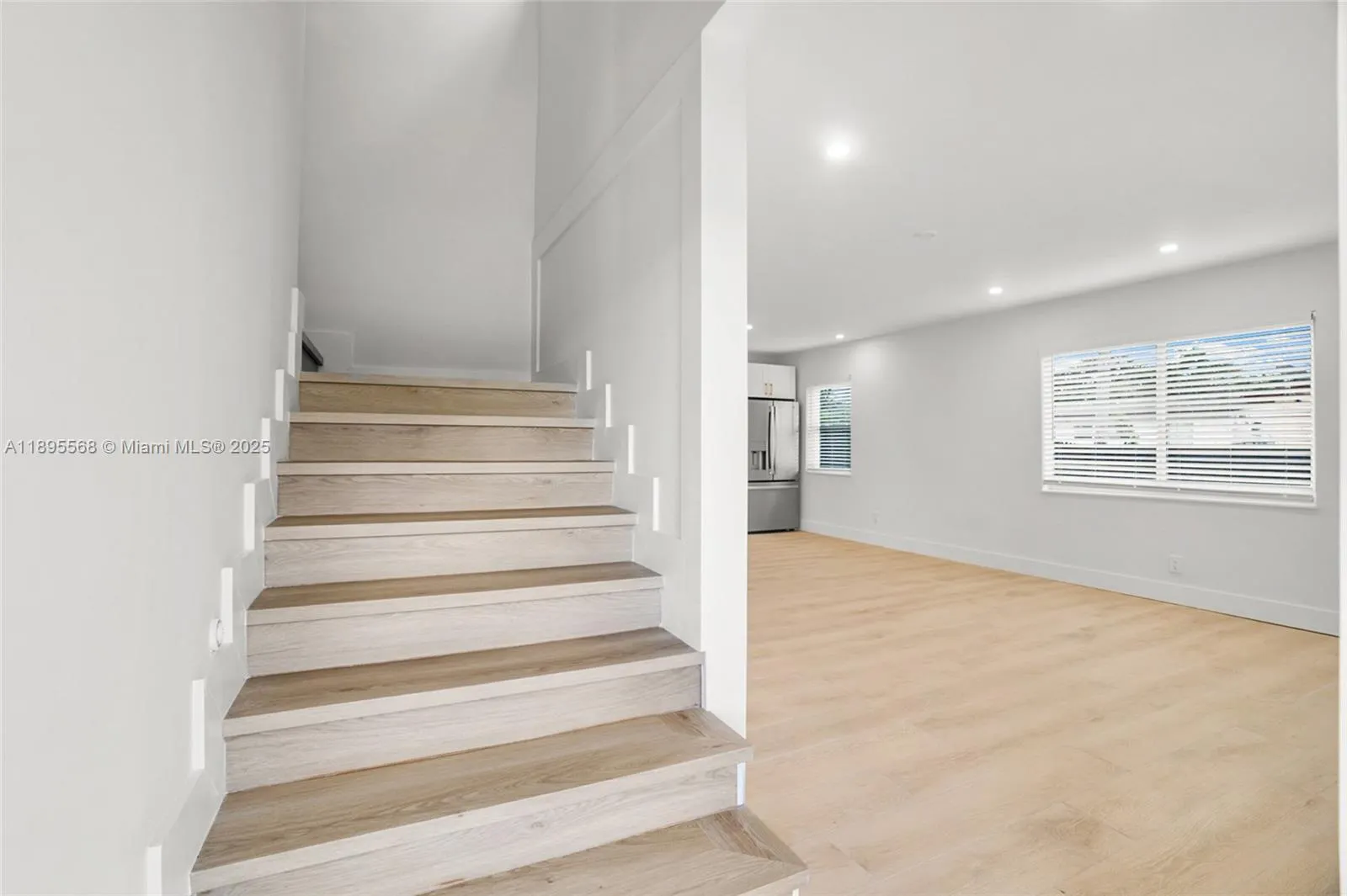 301 SW 12th Ave