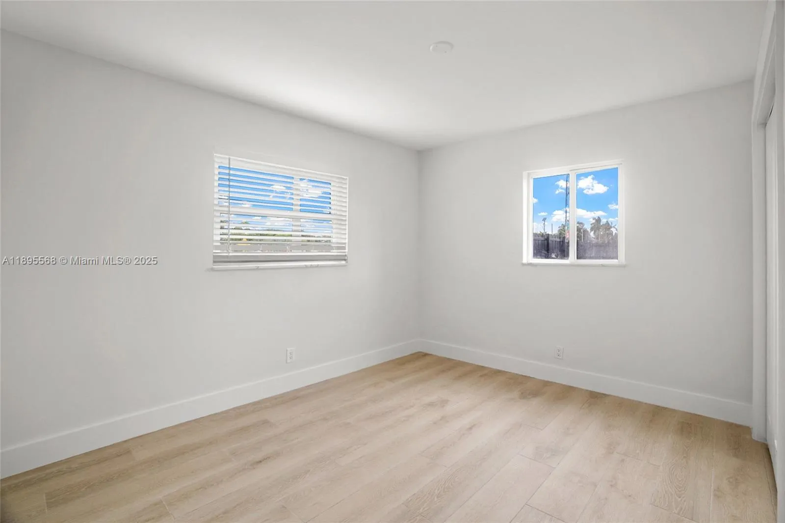 301 SW 12th Ave
