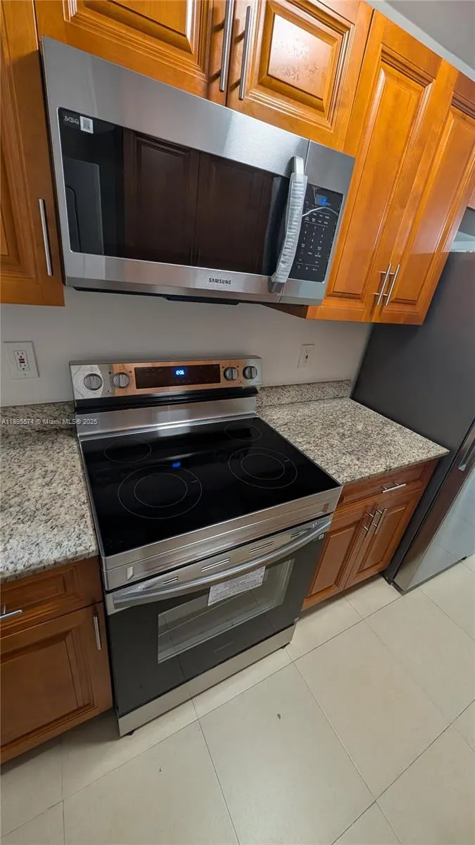 716 NW 14th Way, #1