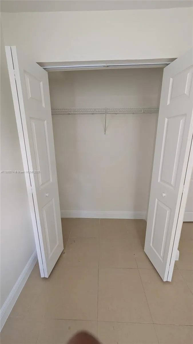716 NW 14th Way, #1