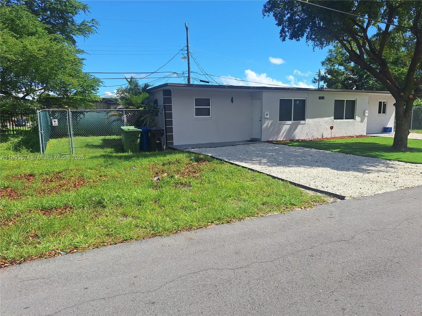 716 NW 14th Way, #1