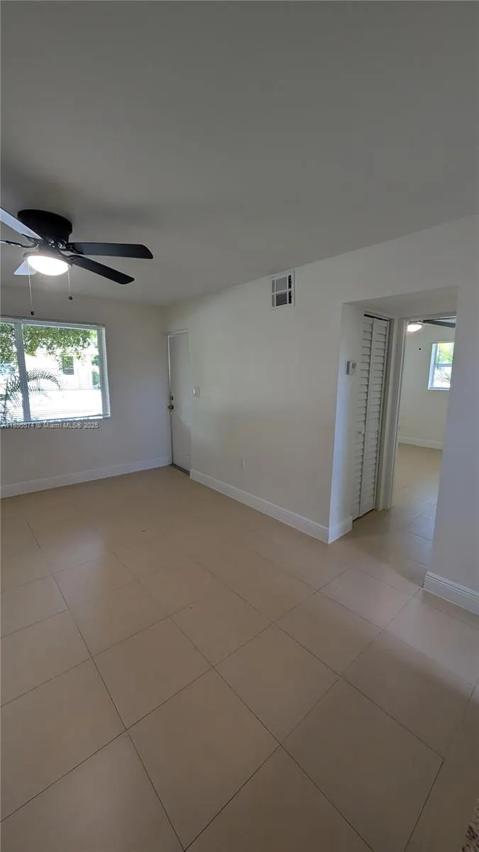 716 NW 14th Way, #1