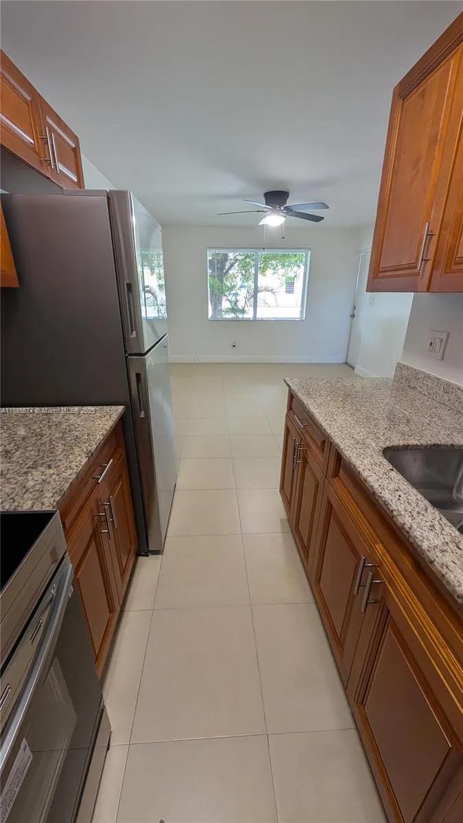 716 NW 14th Way, #1