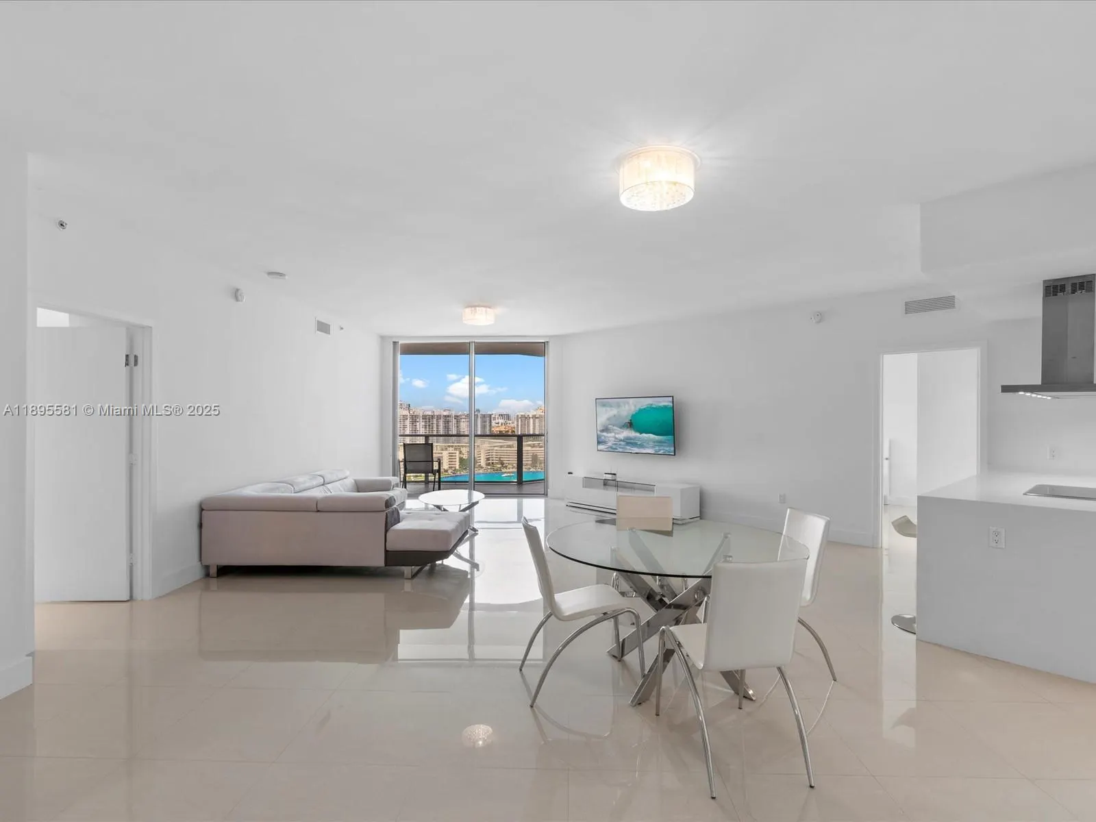 17301 Biscayne Blvd, #1704
