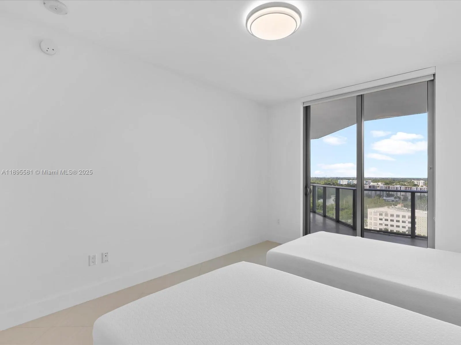 17301 Biscayne Blvd, #1704