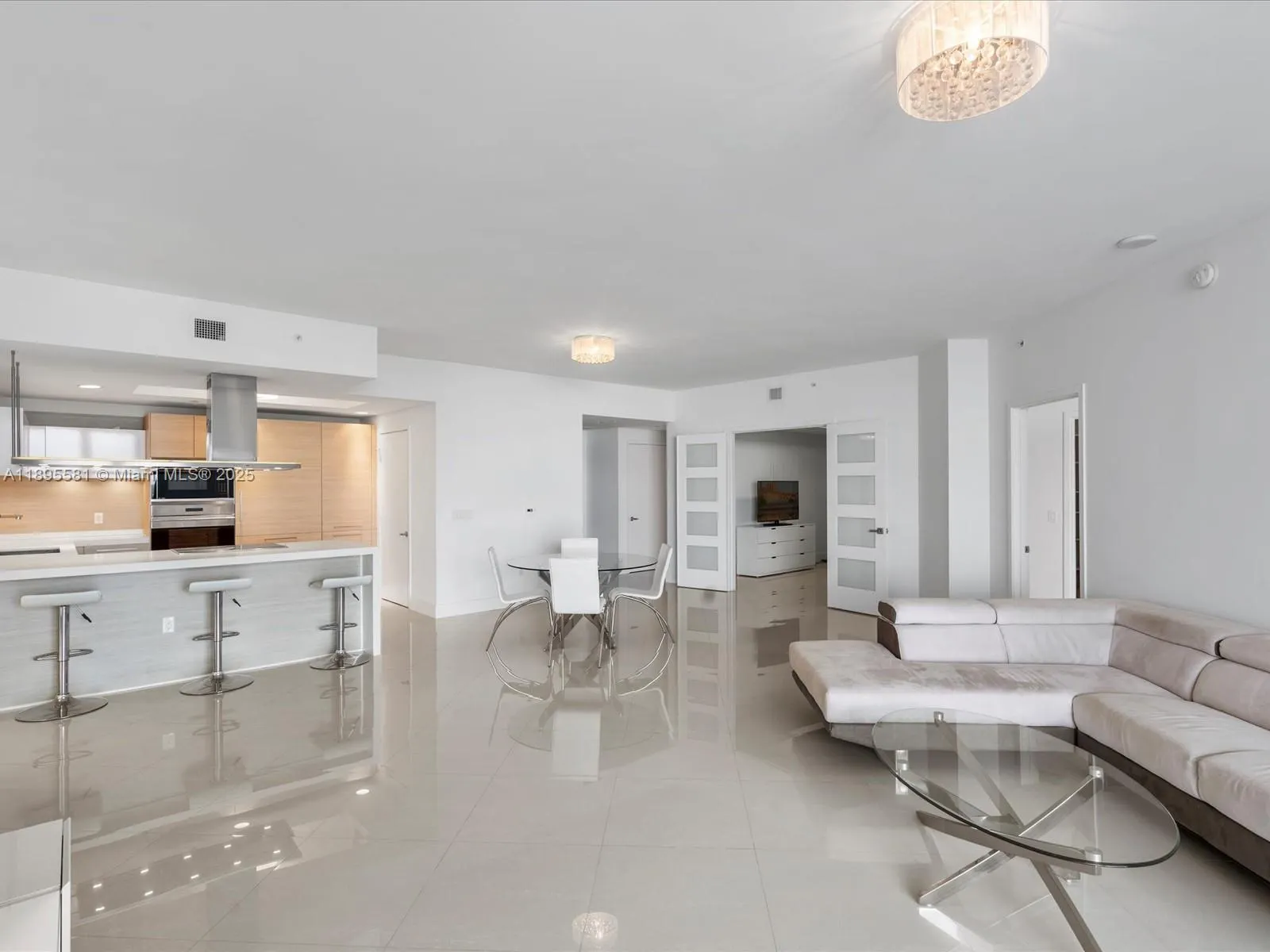 17301 Biscayne Blvd, #1704