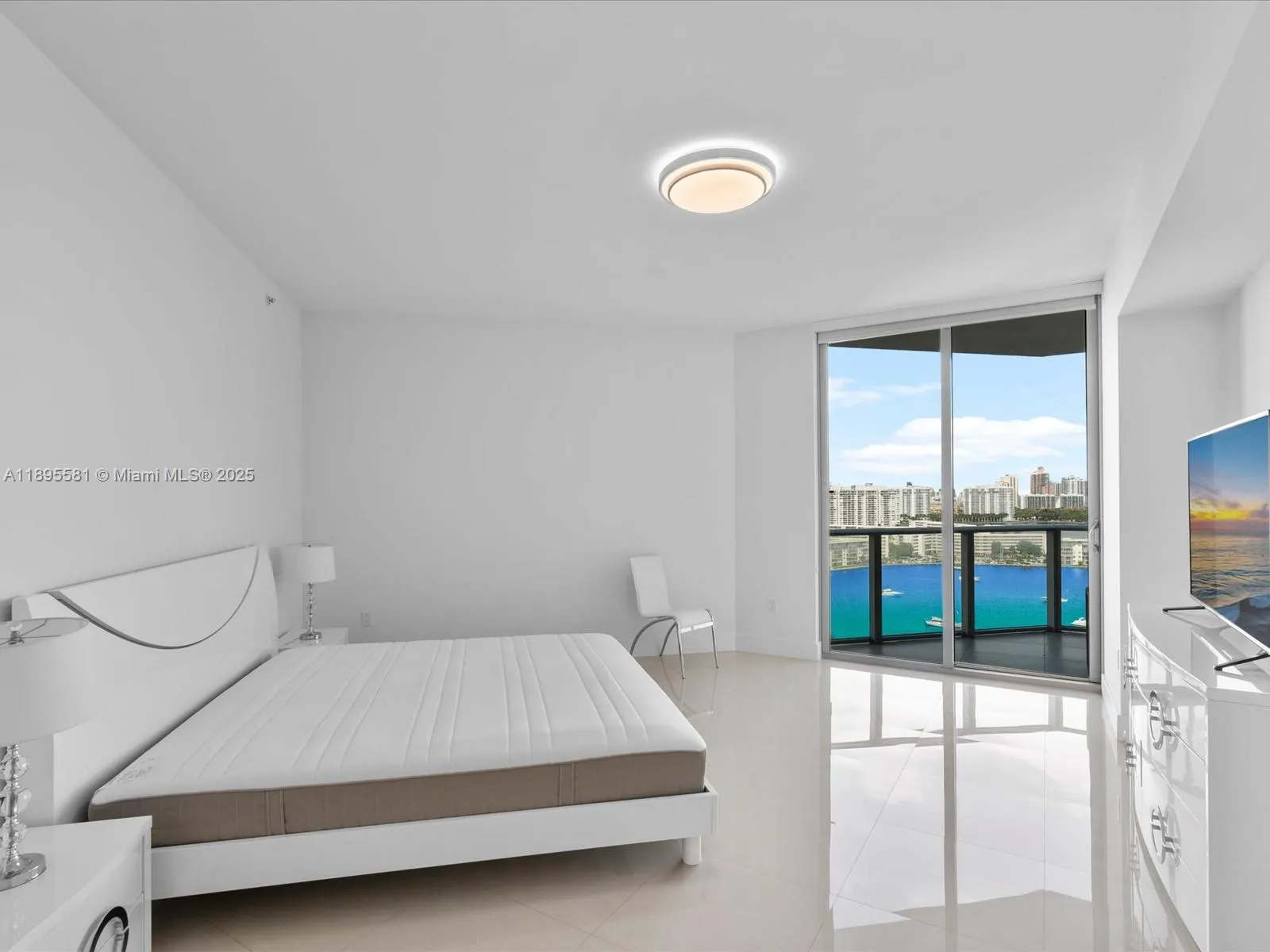 17301 Biscayne Blvd, #1704