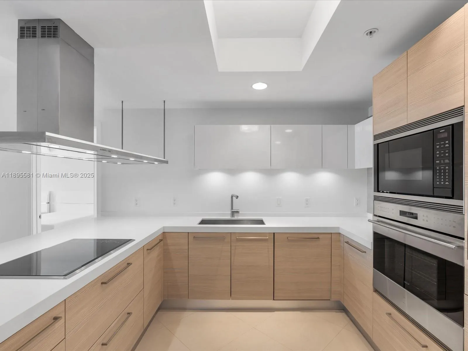 17301 Biscayne Blvd, #1704