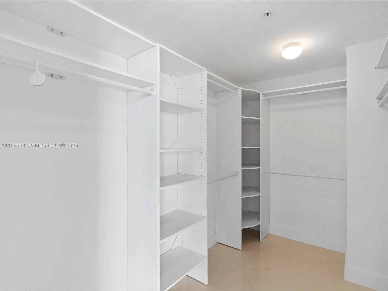17301 Biscayne Blvd, #1704