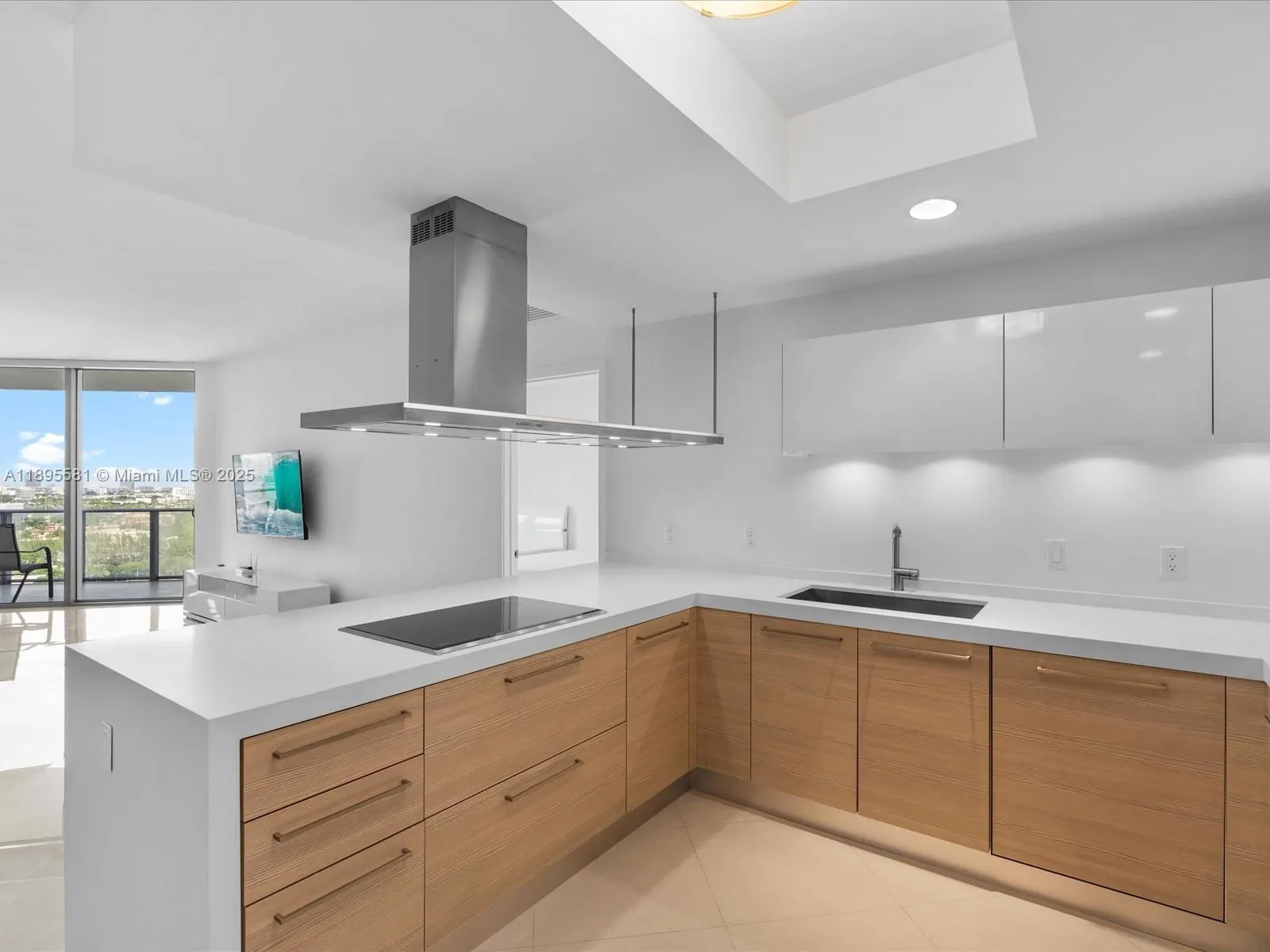 17301 Biscayne Blvd, #1704
