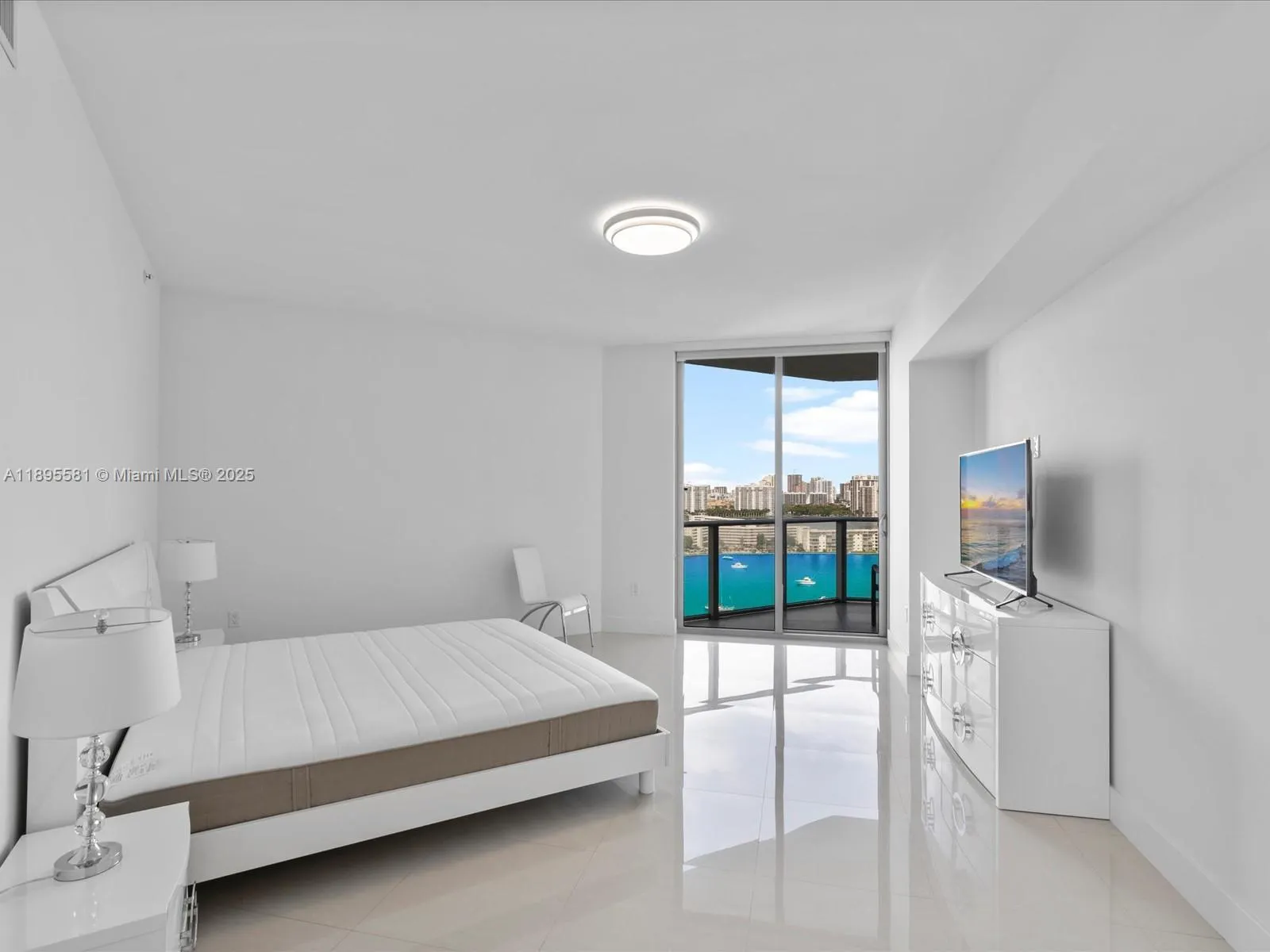 17301 Biscayne Blvd, #1704