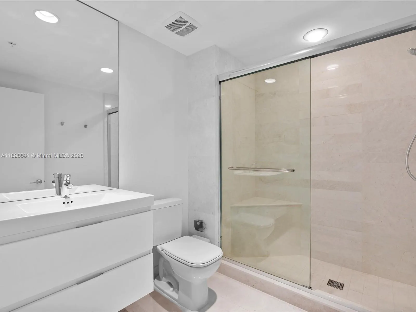 17301 Biscayne Blvd, #1704