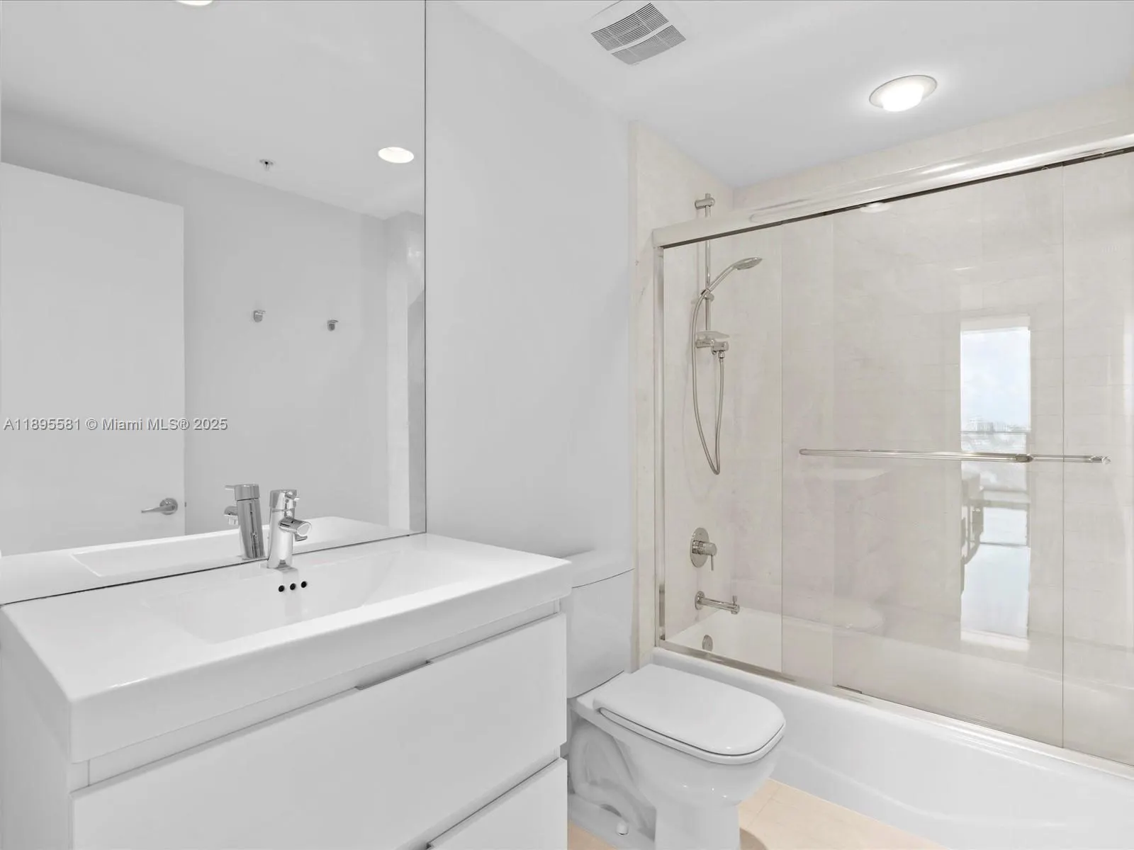 17301 Biscayne Blvd, #1704