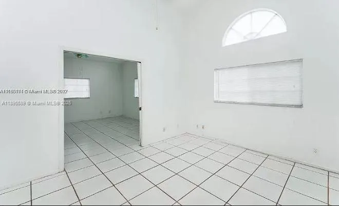 965 NW 210 way