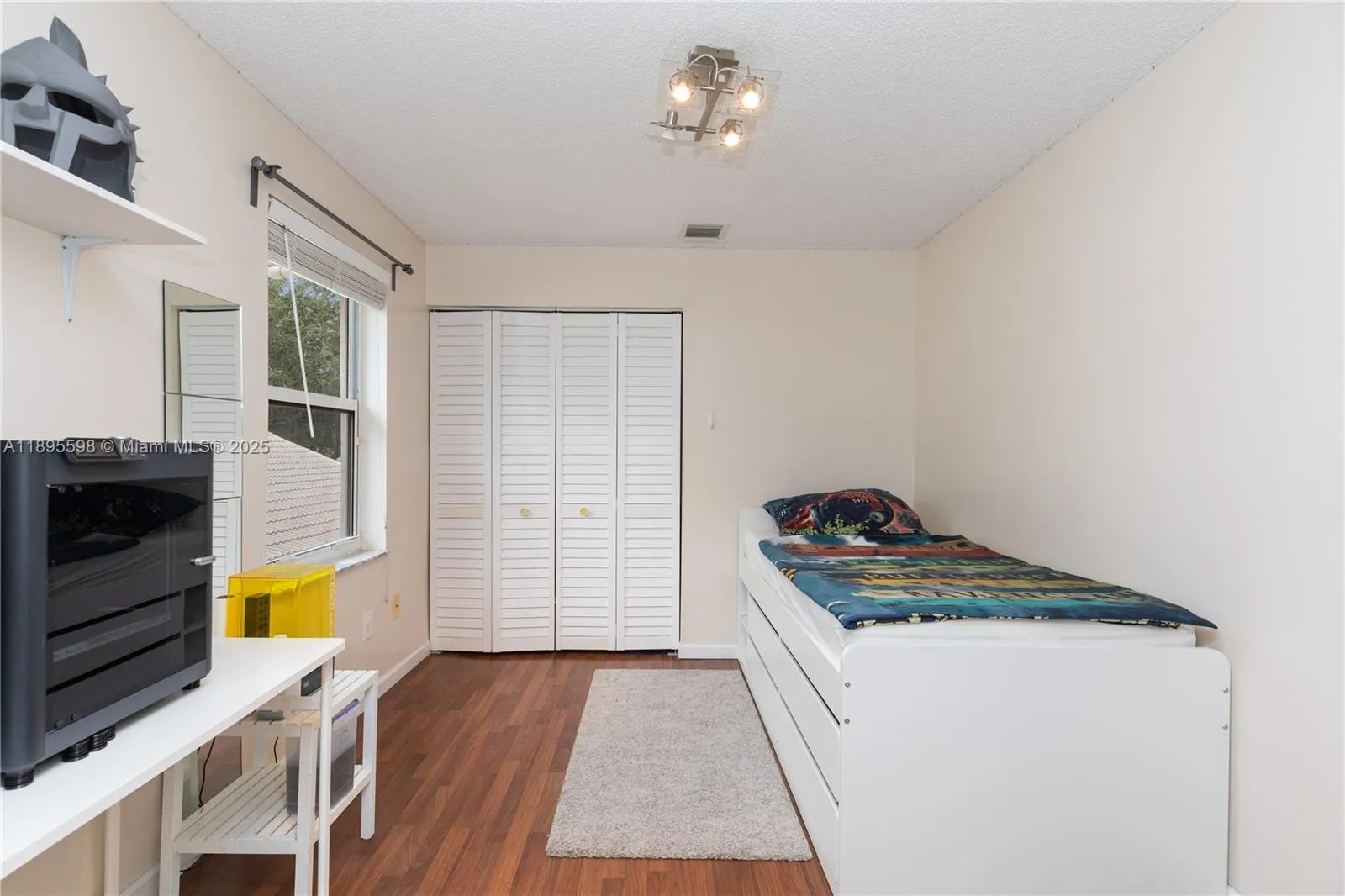 1226 NW 170th Ter
