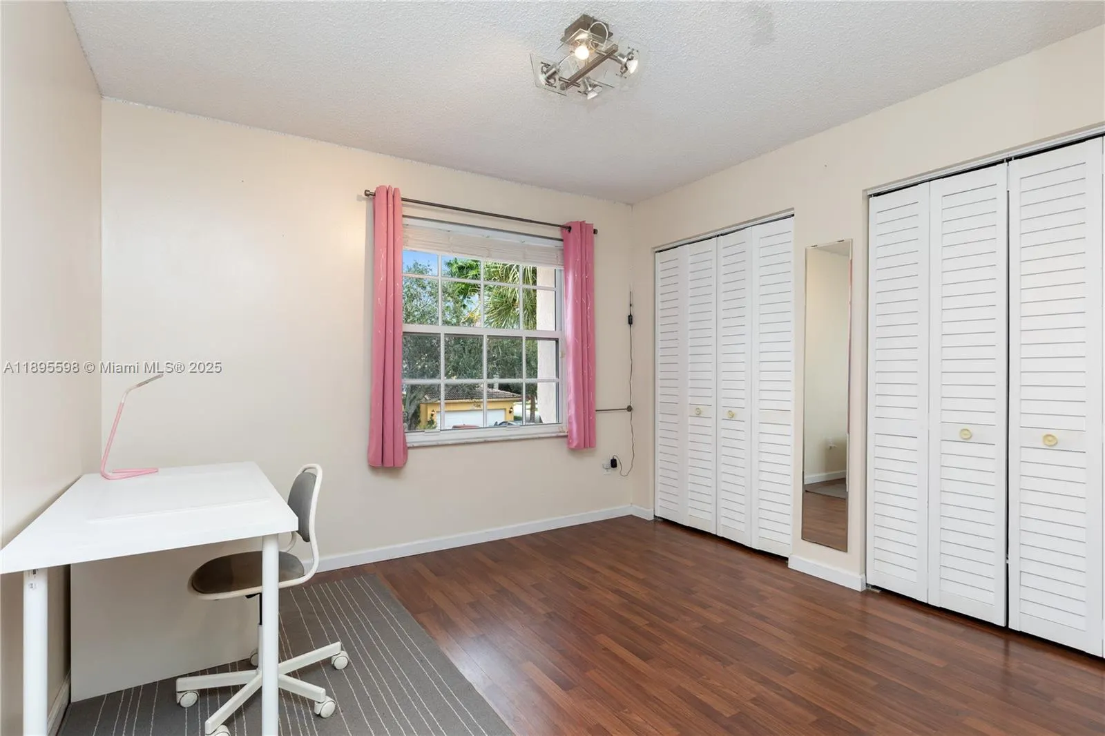 1226 NW 170th Ter