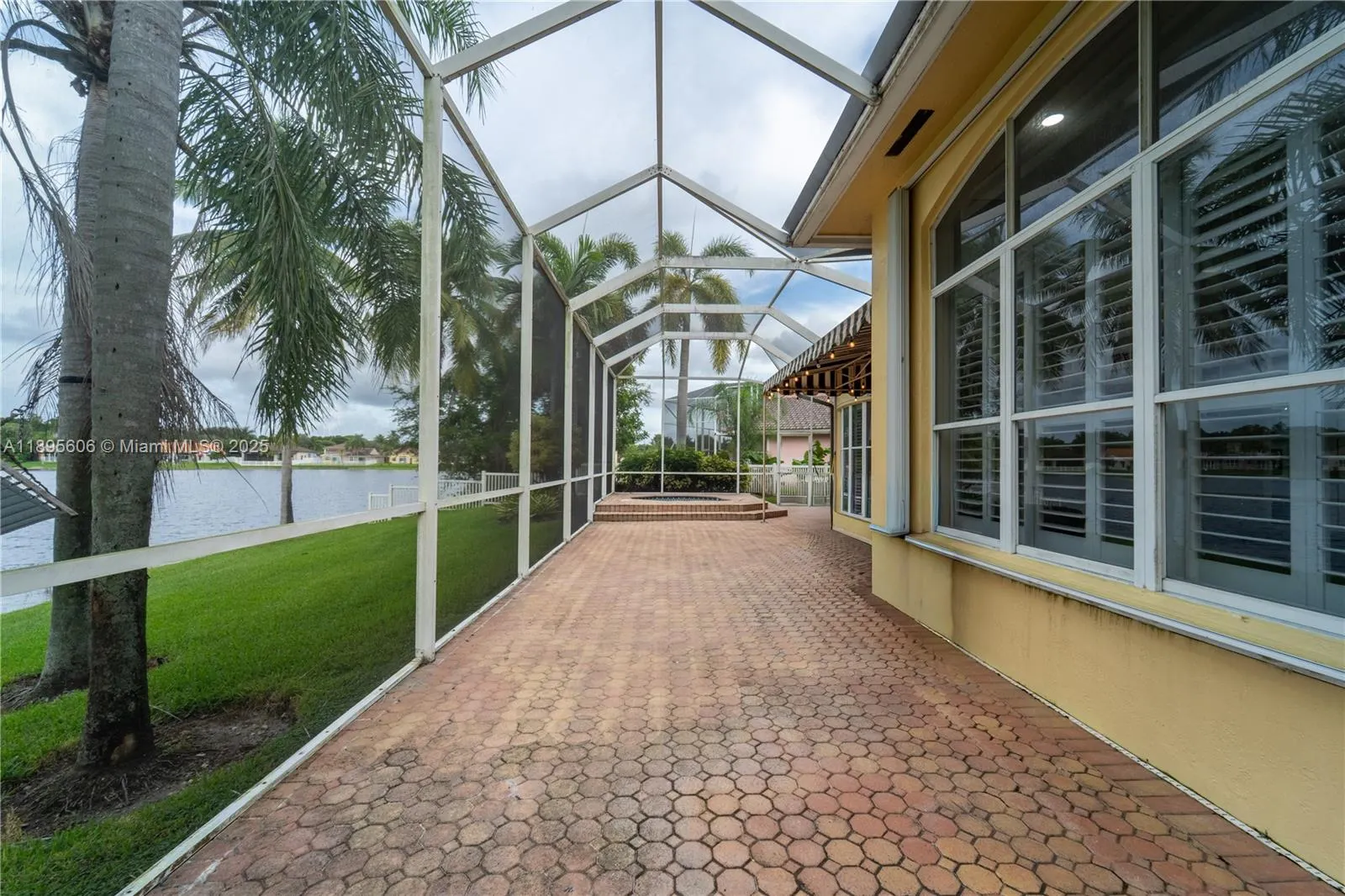 3905 SW 151st Ter