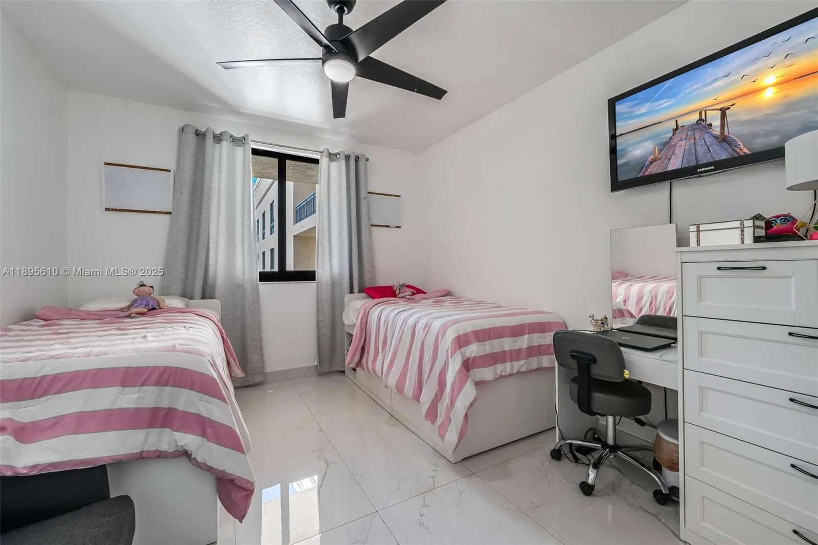 100 N Federal Hwy, #1413