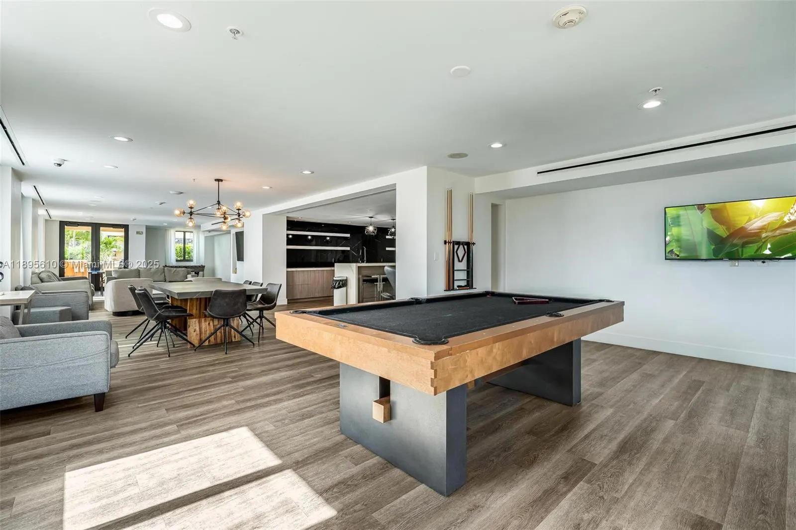 100 N Federal Hwy, #1413