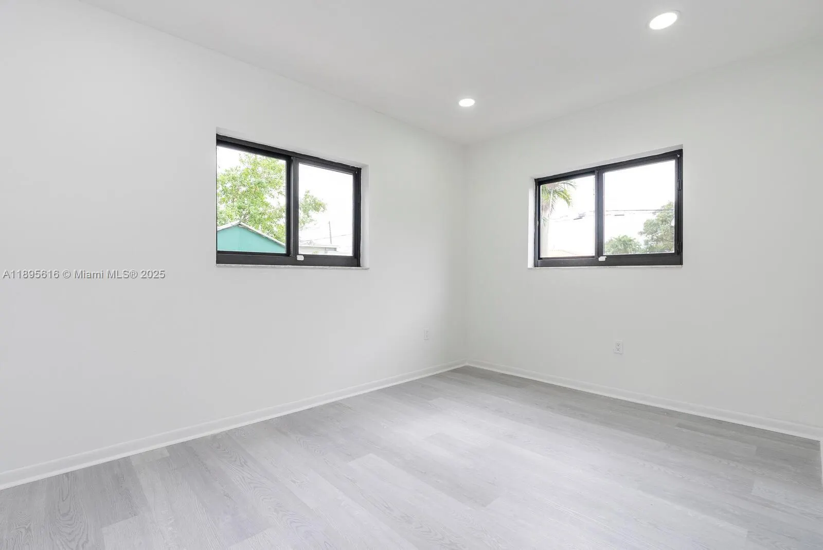 511 NW 59th Ave, #2