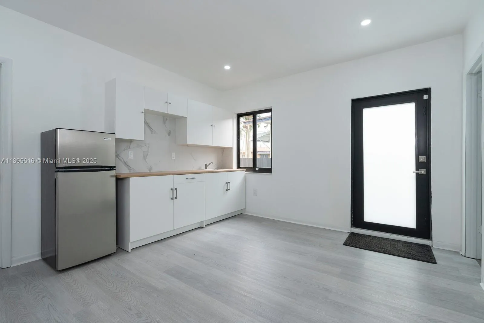511 NW 59th Ave, #2
