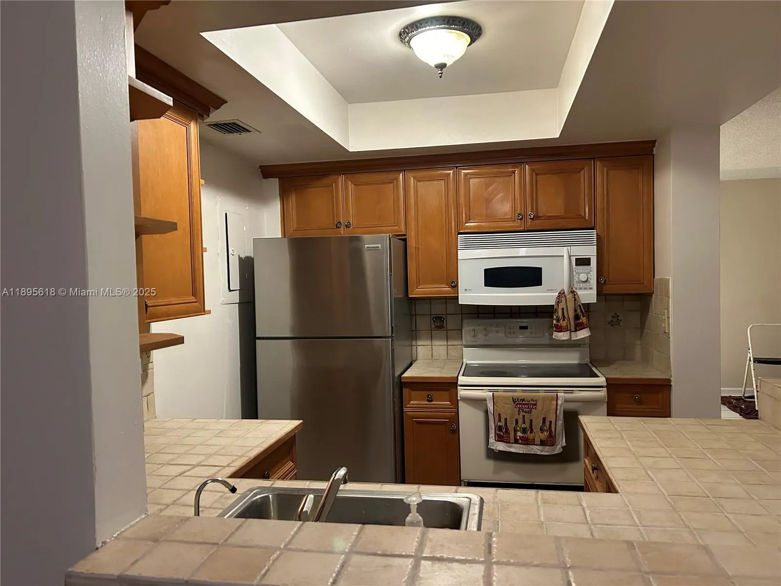 9411 SW 4th St, #202