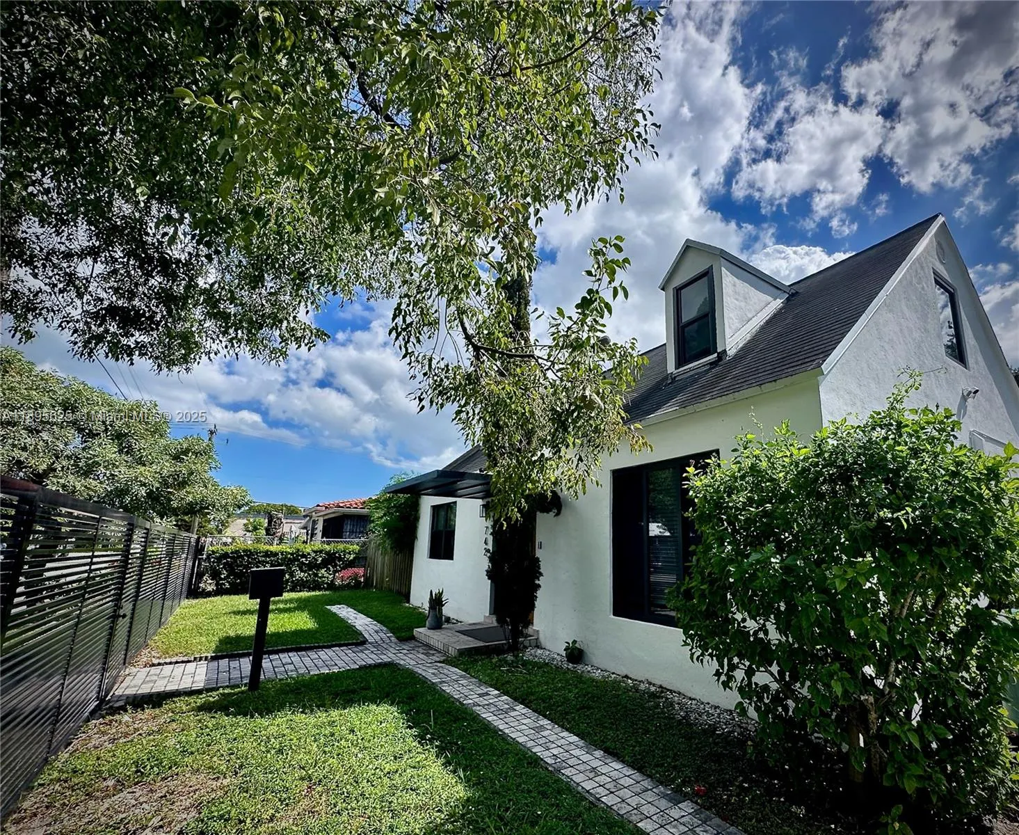 742 NW 50th St