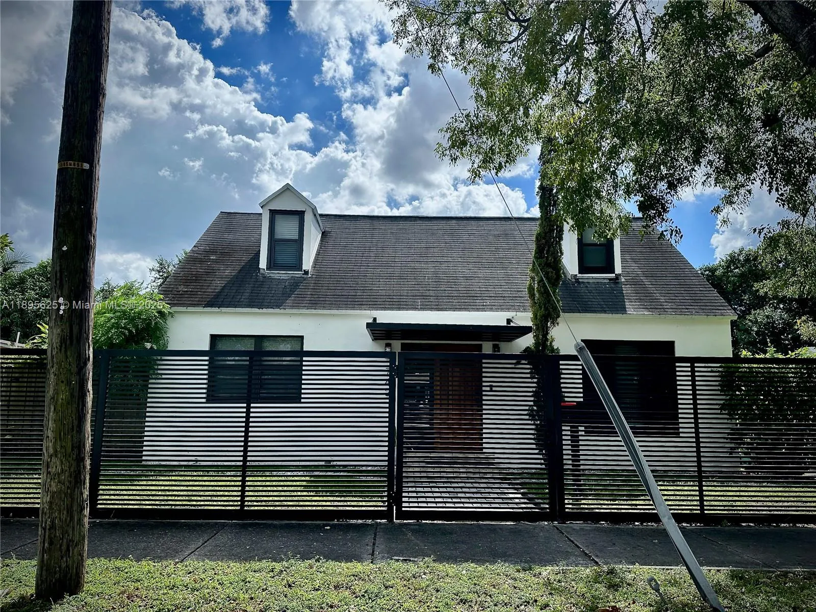 742 NW 50th St