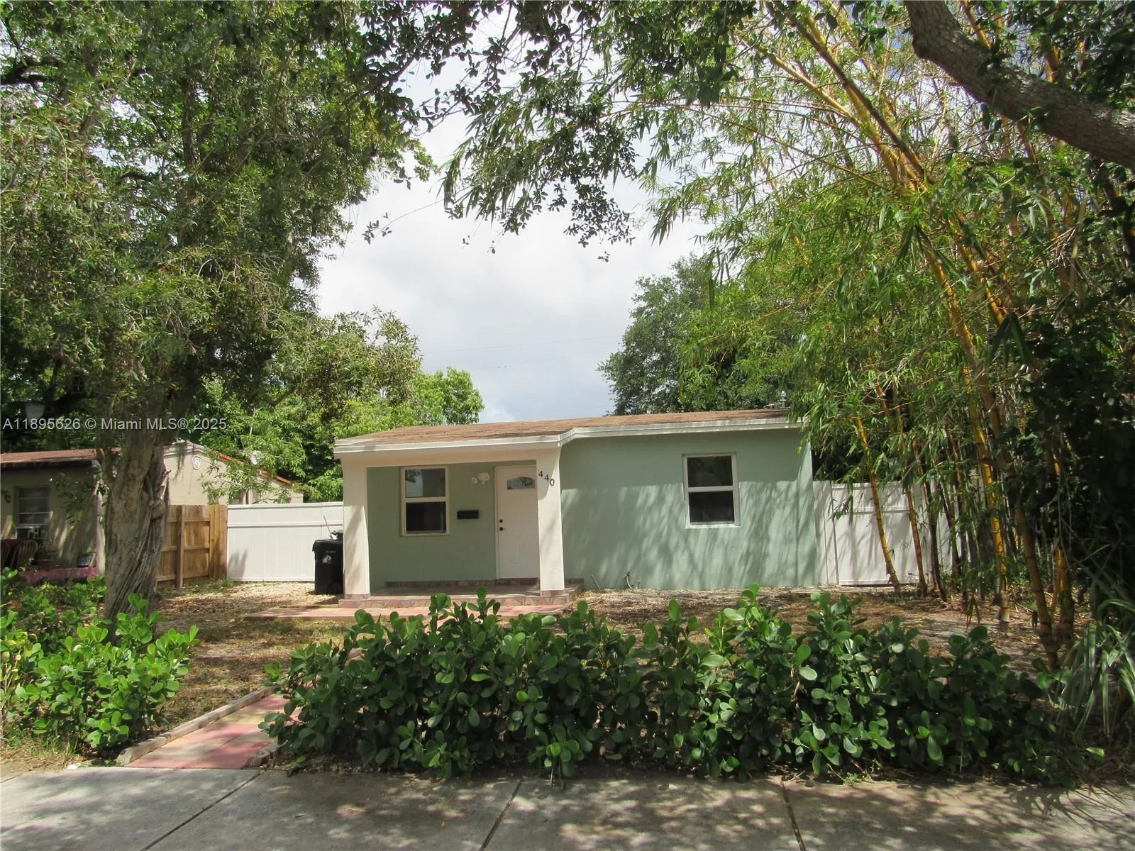 440 NW 15TH Avenue