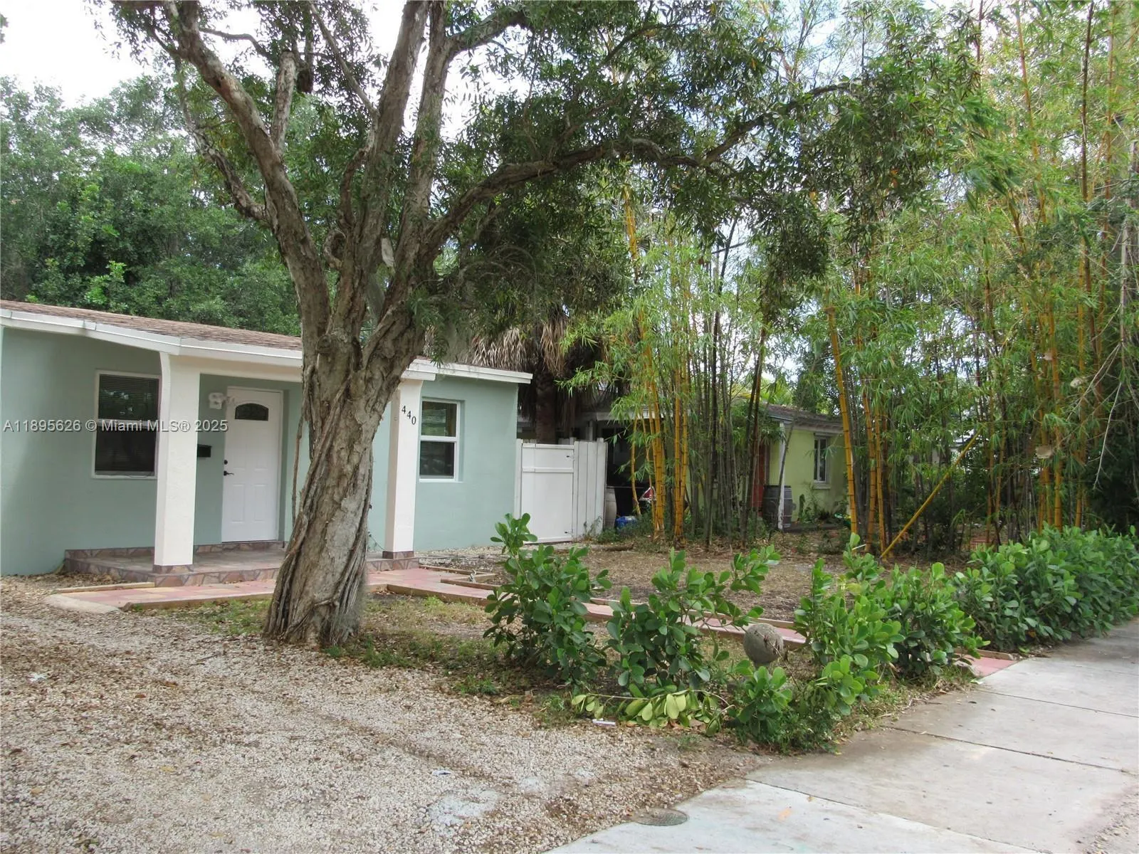 440 NW 15TH Avenue