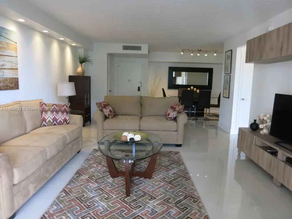 1111 Crandon Blvd, #C403