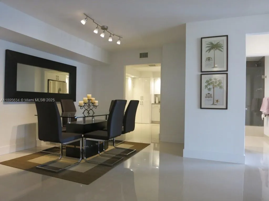1111 Crandon Blvd, #C403