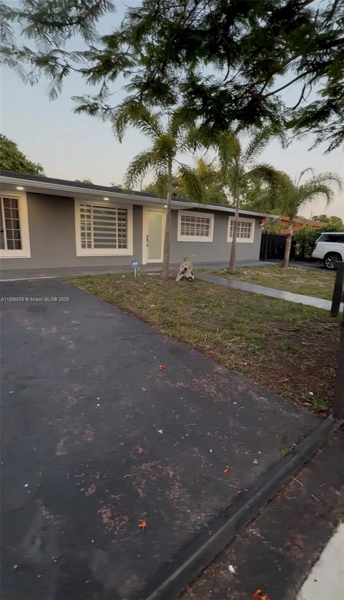 18025 NW 49th Ave