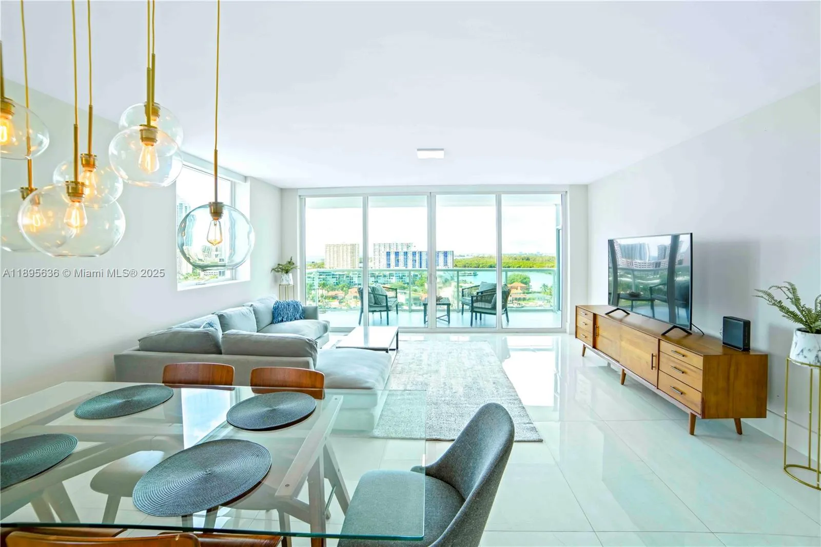 400 Sunny Isles Blvd, #1408