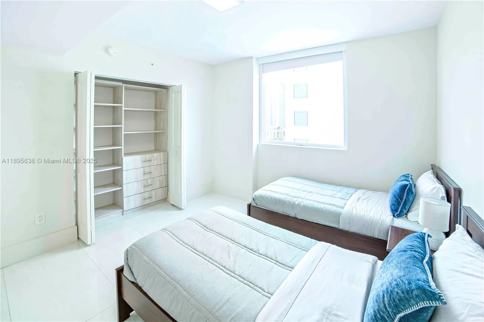 400 Sunny Isles Blvd, #1408