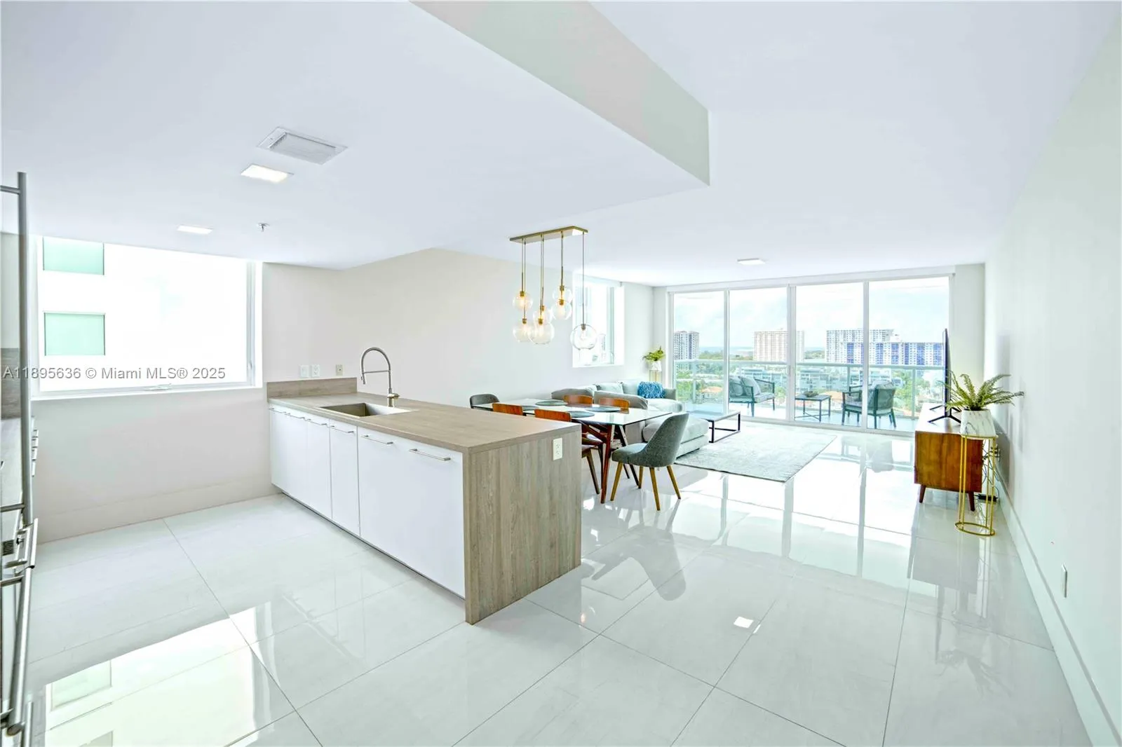 400 Sunny Isles Blvd, #1408