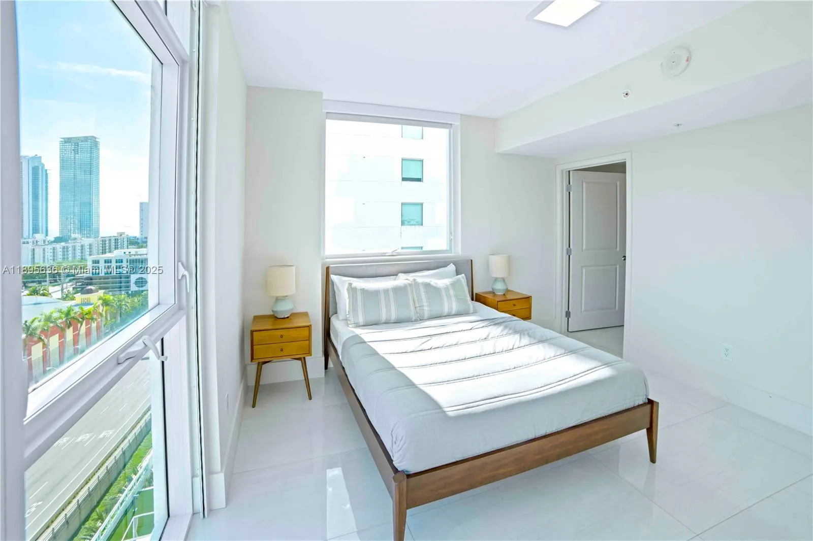 400 Sunny Isles Blvd, #1408