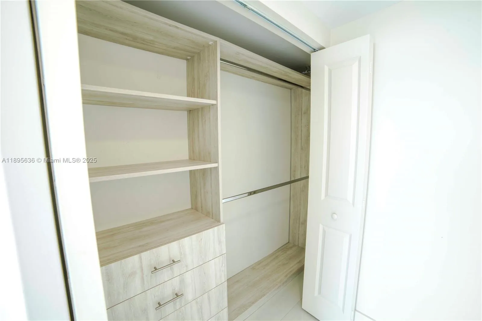 400 Sunny Isles Blvd, #1408