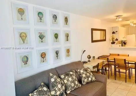 821 SW 2nd St, #8