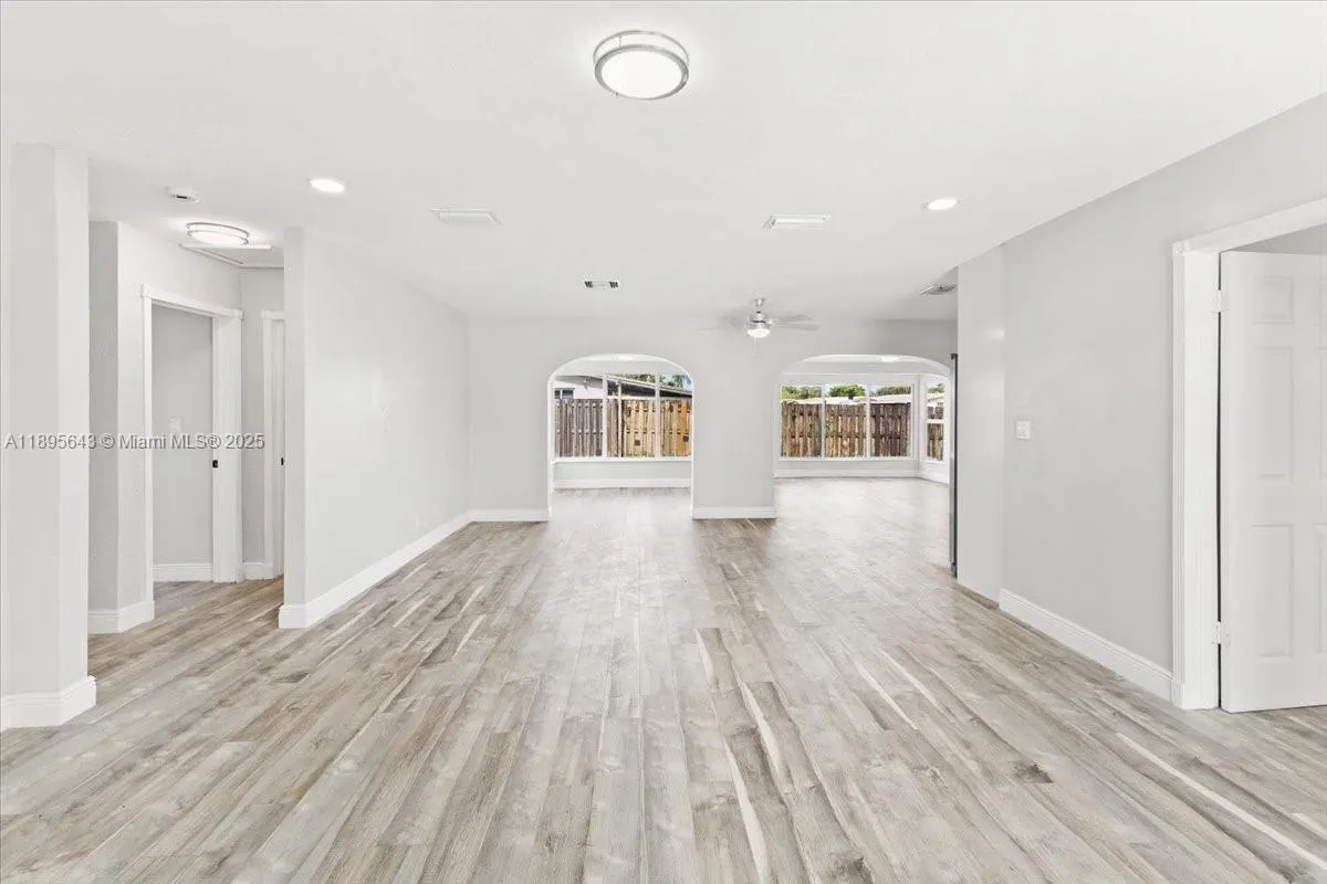 4131 NW 13th Ave