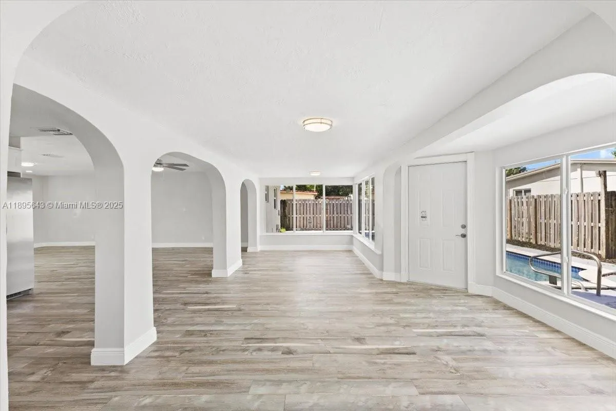 4131 NW 13th Ave