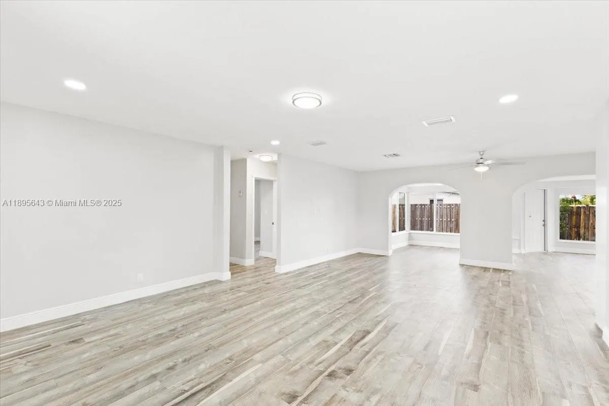 4131 NW 13th Ave