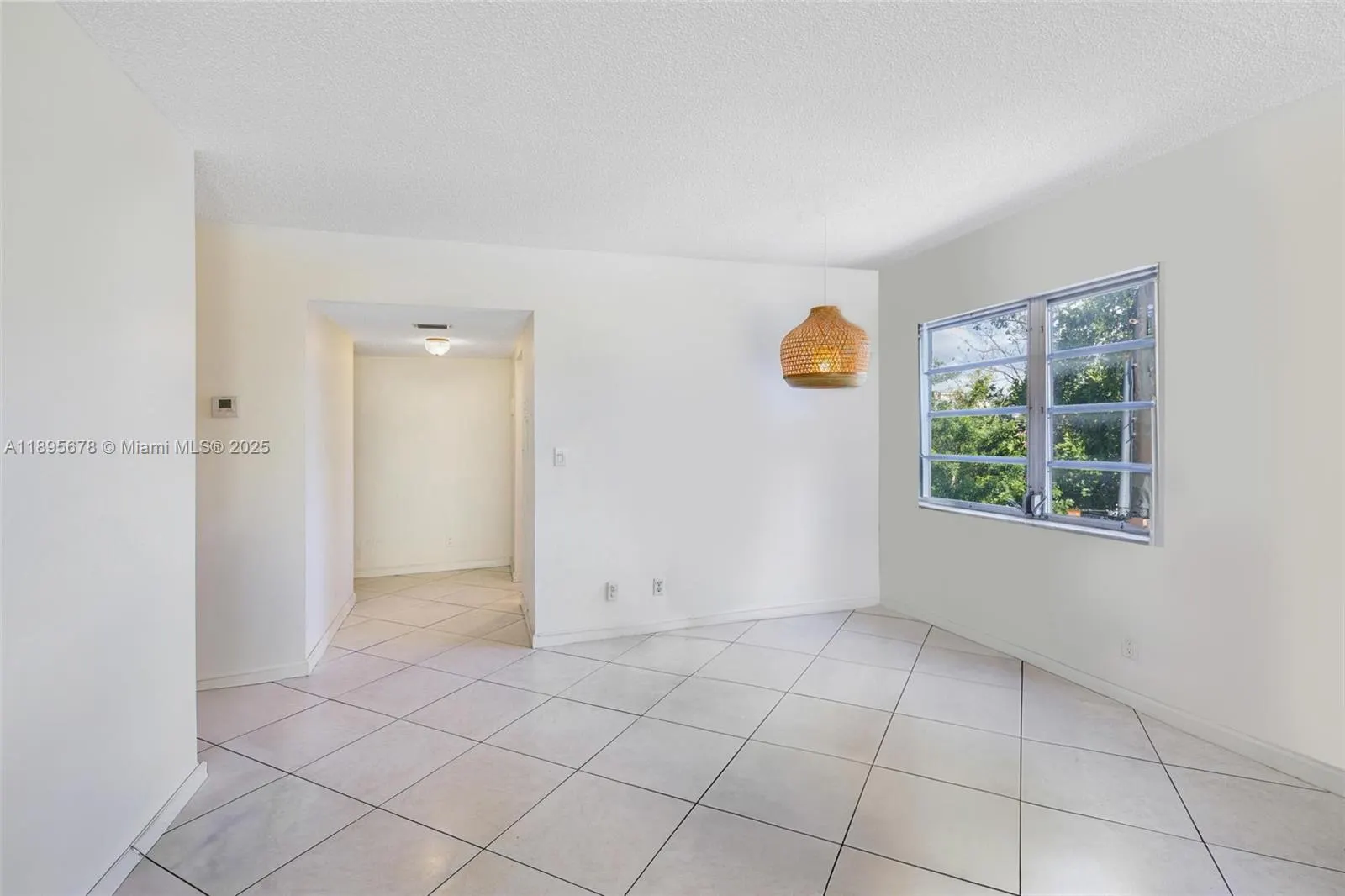 1701 Washington St, #304