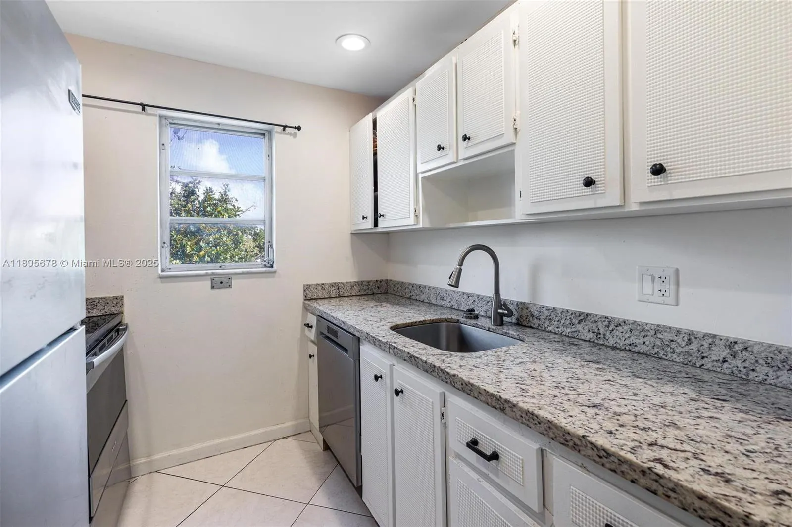 1701 Washington St, #304