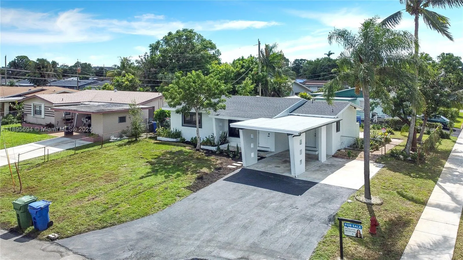 2880 SW 2nd St